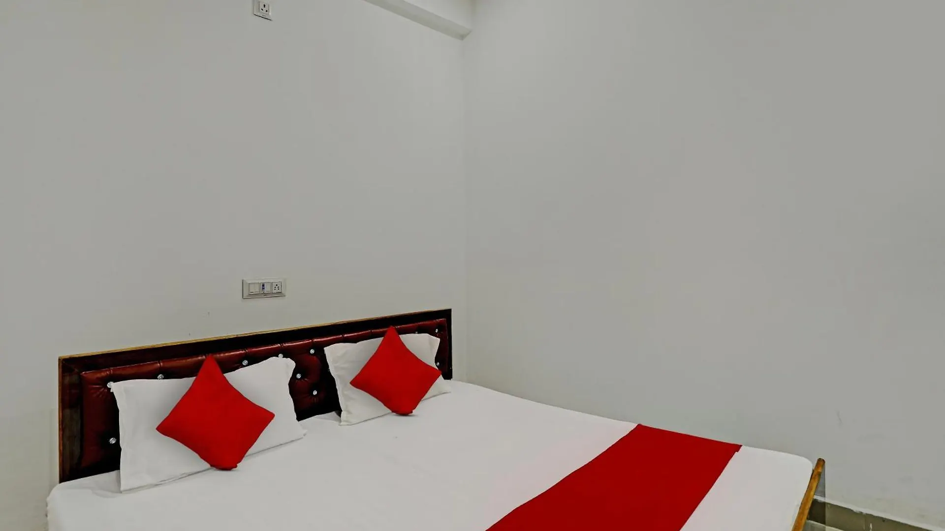 Hotel Oyo Flagship 81426 Happy Guest House Pura Raghunath