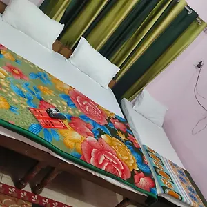 Jamuna Paying Guest house